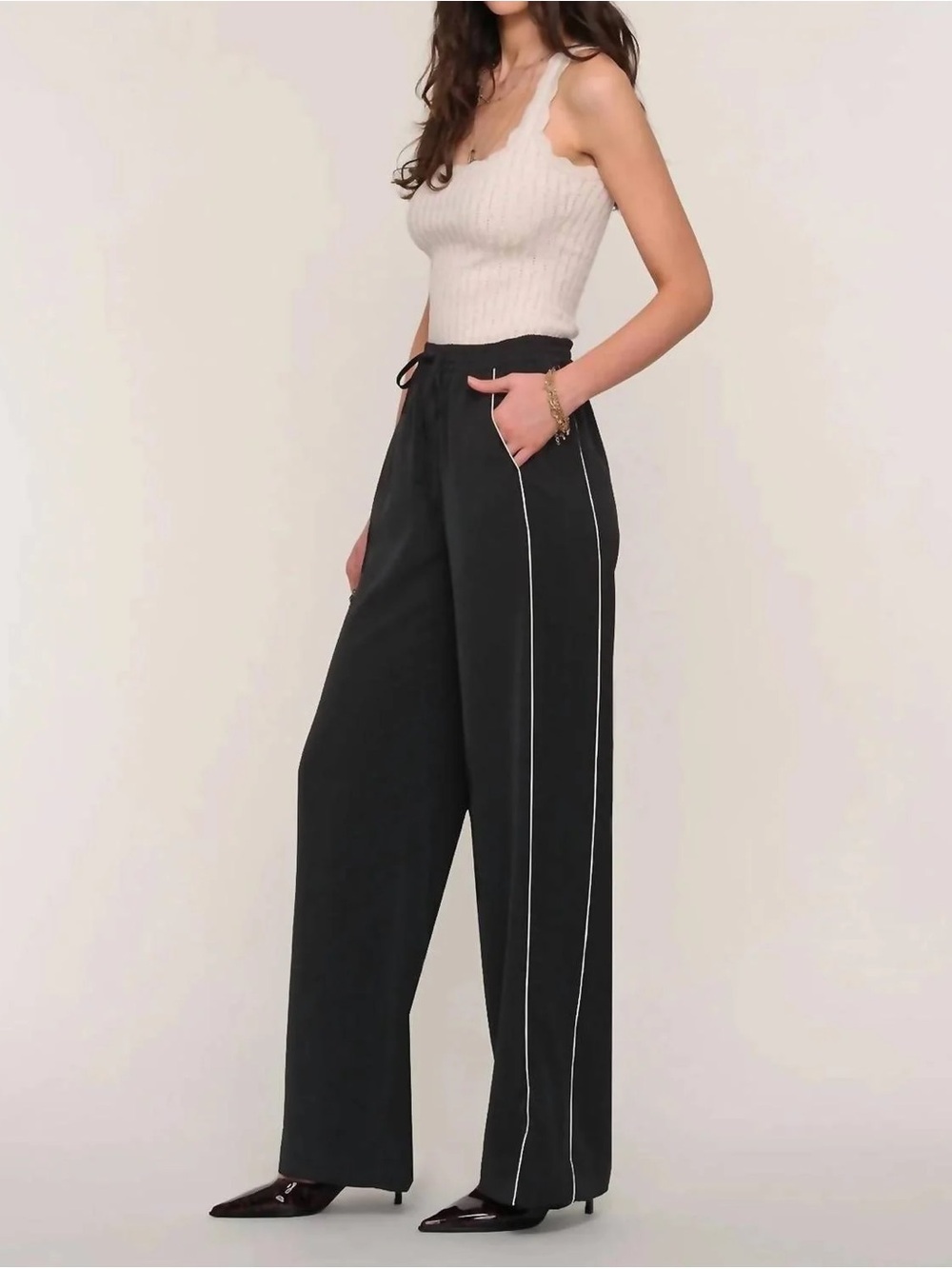 Heartloom - Devine Elevated Track Pant